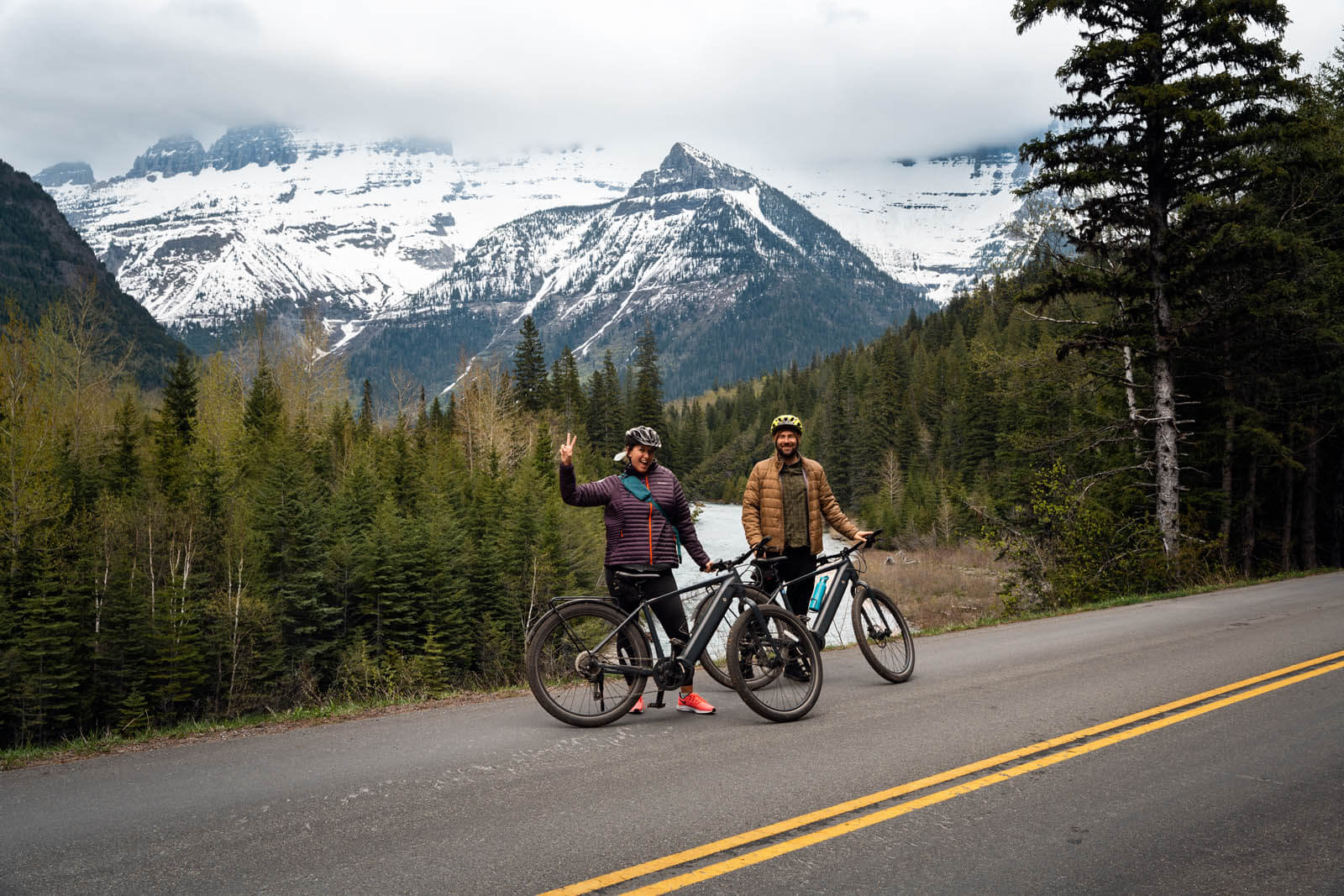 Megan-and-Scott-having-fun-biking-the-Going-to-the-Sun-Road-in-Glacier-National-Park