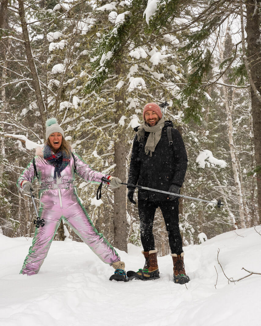 Megan-and-Scott-laughing-and-falling-snowshoeing-in-Monts-Valin-National-Park-in-winter-in-Saguenay-lac-saint-jean-quebec